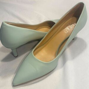 NEW! Franco Sarto Green Stiletto Heels Classic